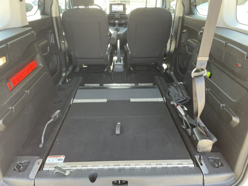 Opel Combo Opel Combo Life Niepełnosprawnych inwalida Rampa 32105 km Model 2022 E (2018-)