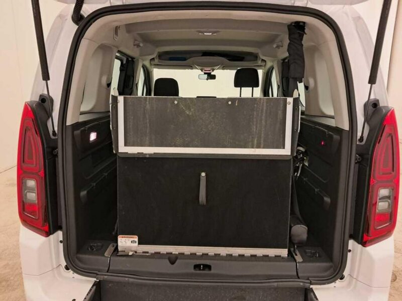 Opel Combo Opel Combo Life Niepełnosprawnych inwalida Rampa 32105 km Model 2022 E (2018-)