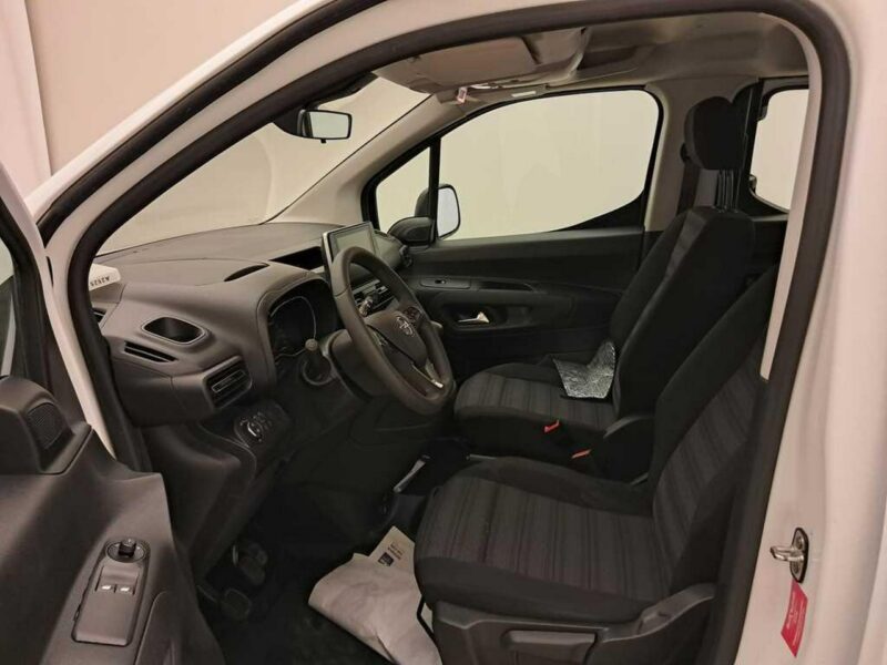 Opel Combo Opel Combo Life Niepełnosprawnych inwalida Rampa 32105 km Model 2022 E (2018-)