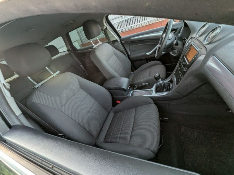 Ford Mondeo 2.0 diesel TITANIUM Mk4 (2007-2014)