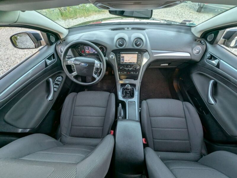 Ford Mondeo 2.0 diesel TITANIUM Mk4 (2007-2014)