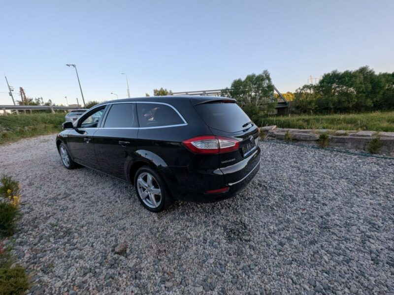 Ford Mondeo 2.0 diesel TITANIUM Mk4 (2007-2014)