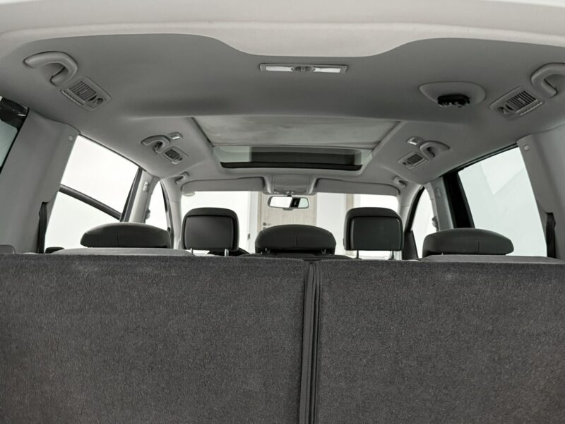 Seat Alhambra 2.0tdi170KM * dsg * 7osob * webasto * kamera * keyless * navi II (2010-)
