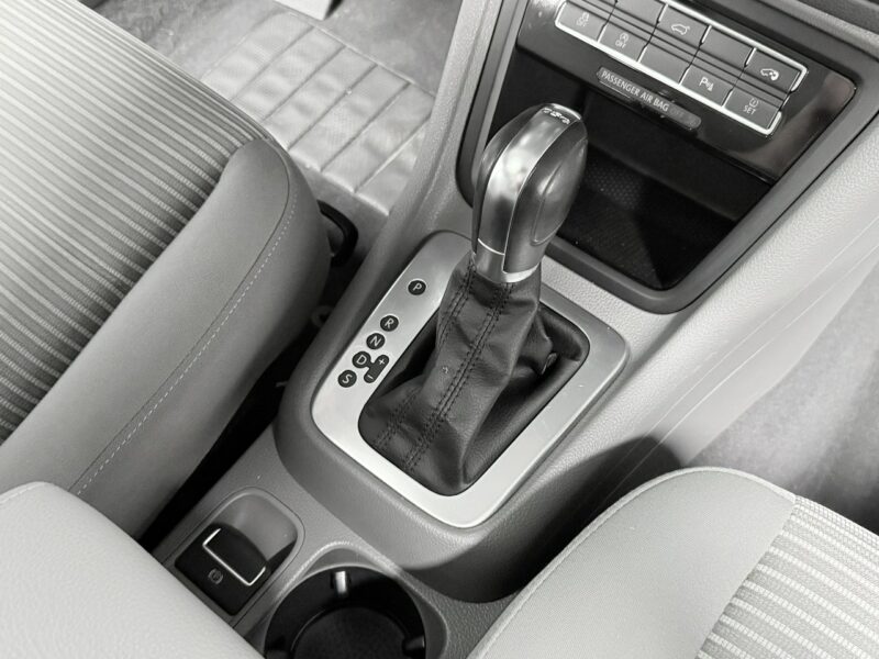 Seat Alhambra 2.0tdi170KM * dsg * 7osob * webasto * kamera * keyless * navi II (2010-)