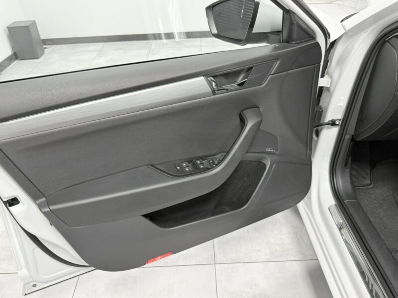 Škoda Superb 2.0tdi190KM * dsg * Sportline * CANTON HiFi * keyless * kamera * navi III (2015-2023)
