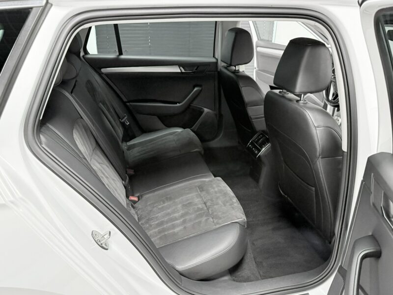 Škoda Superb 2.0tdi190KM * dsg * Sportline * CANTON HiFi * keyless * kamera * navi III (2015-2023)