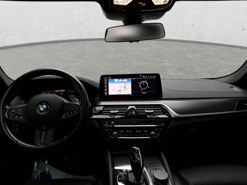 BMW 540 G30 (2017-)