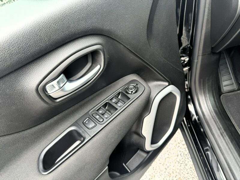 Jeep Renegade PL Salon, 1-Właściciel, ASO, Bezwypadek, Klimatyzacja, Bluetooth, USB I (2014-)