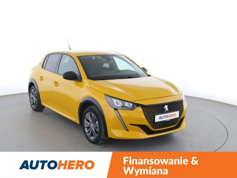 Peugeot 208 full LED klima auto kamera i czujniki parkowania II (2019 -)