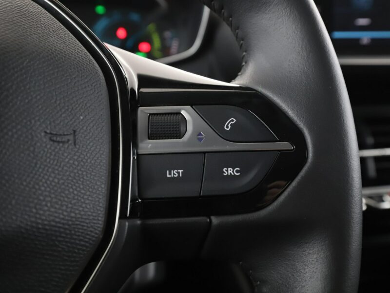 Peugeot 208 full LED klima auto kamera i czujniki parkowania II (2019 -)