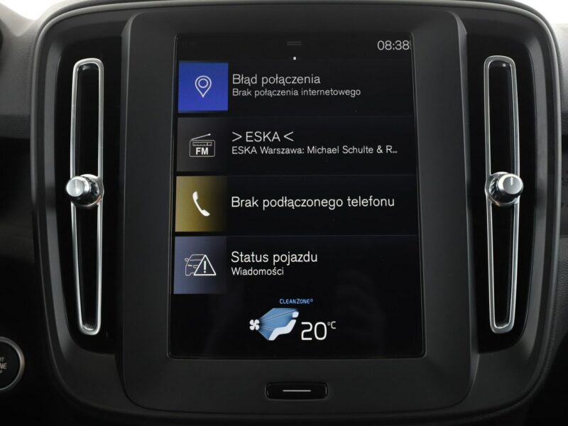 Volvo XC 40 1.5 Momentum Tempomat Klimatyzacja Asystenci Czujnik Deszczu Lampy LED