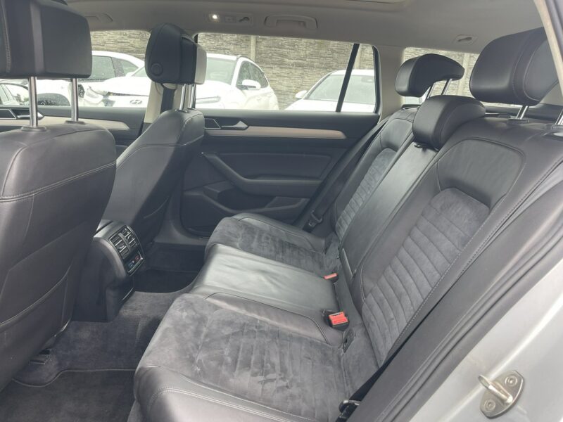 Volkswagen Passat Highline Automat Podgrzewanie Panorama 190KM B8 (2014-2023)