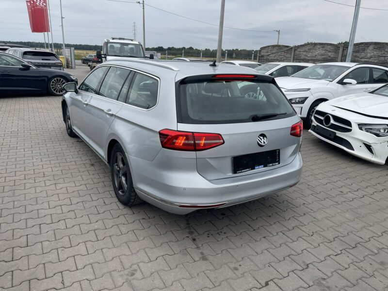 Volkswagen Passat Highline Automat Podgrzewanie Panorama 190KM B8 (2014-2023)