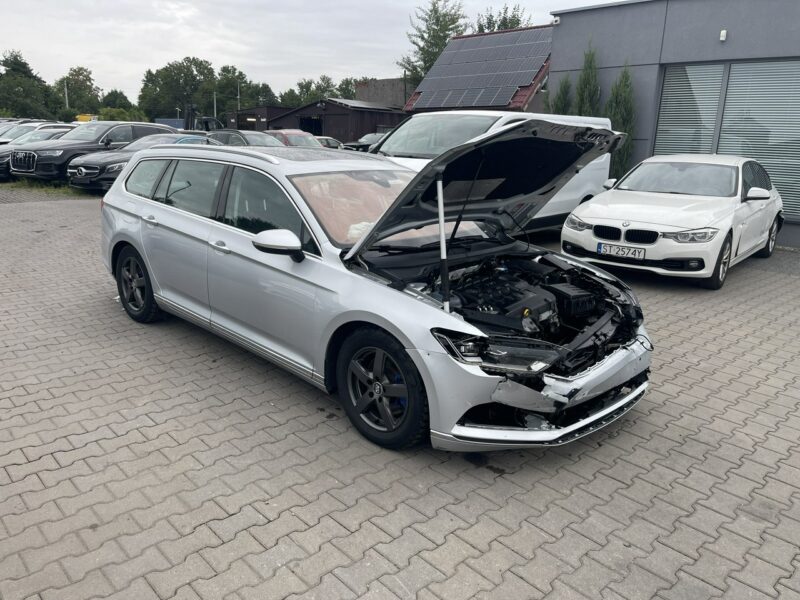 Volkswagen Passat Highline Automat Podgrzewanie Panorama 190KM B8 (2014-2023)