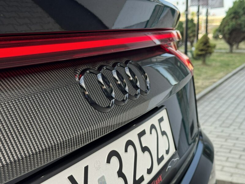 Audi RS Q8 600KM. Ceramika. B&O. Panorama. ACC. Gwarancja 05.2026. Karbon. FV23%.