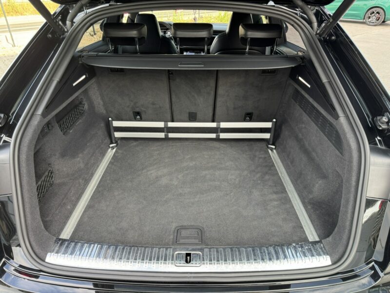 Audi RS Q8 600KM. Ceramika. B&O. Panorama. ACC. Gwarancja 05.2026. Karbon. FV23%.