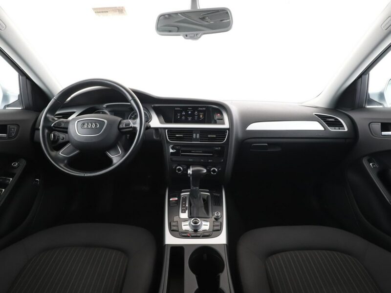 Audi A4 GRATIS! Pakiet Serwisowy o wartości 600 zł! B8 (2007-2015)
