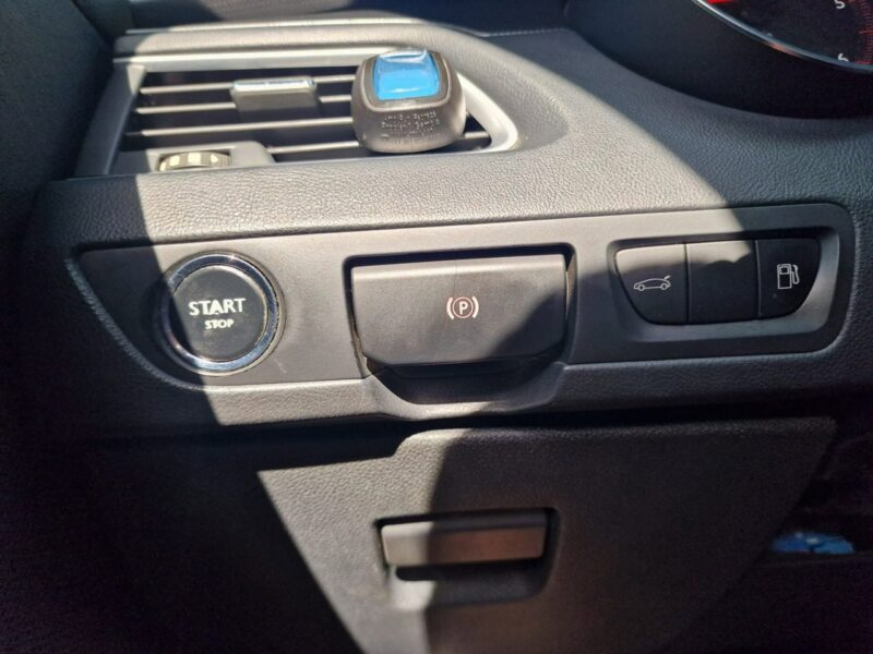 Peugeot 508 2.0 HDI 150 KM, Full LED, Panorama, Kamera, Bluetooth, Nawigacja, Hak I (2010-2018)