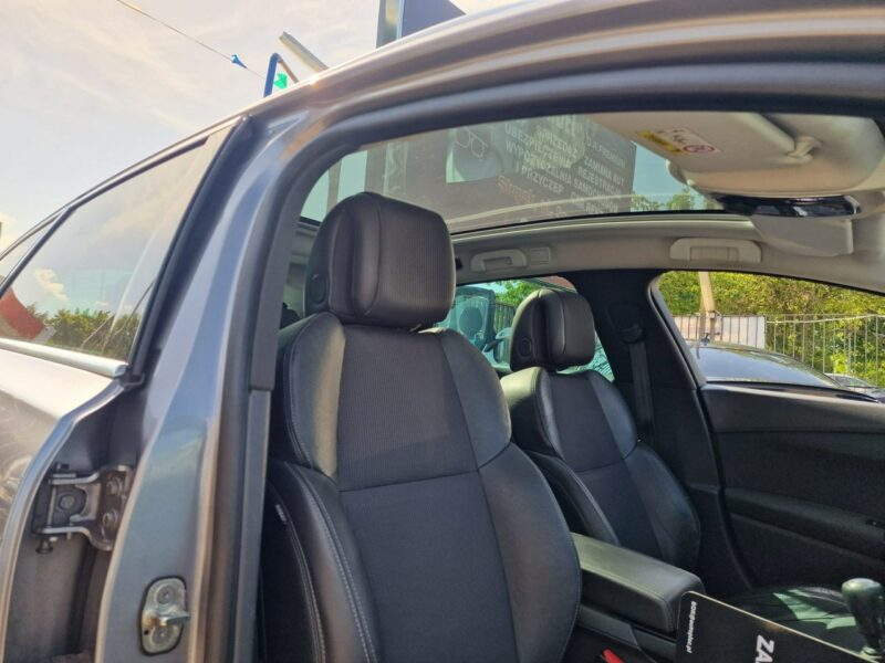Peugeot 508 2.0 HDI 150 KM, Full LED, Panorama, Kamera, Bluetooth, Nawigacja, Hak I (2010-2018)