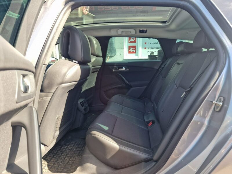 Peugeot 508 2.0 HDI 150 KM, Full LED, Panorama, Kamera, Bluetooth, Nawigacja, Hak I (2010-2018)