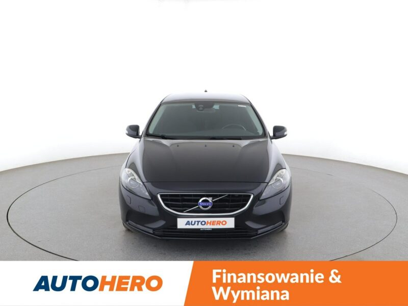 Volvo V40 navi bi-xenon klima auto grzane fotele czujniki parkowania II (2012-)