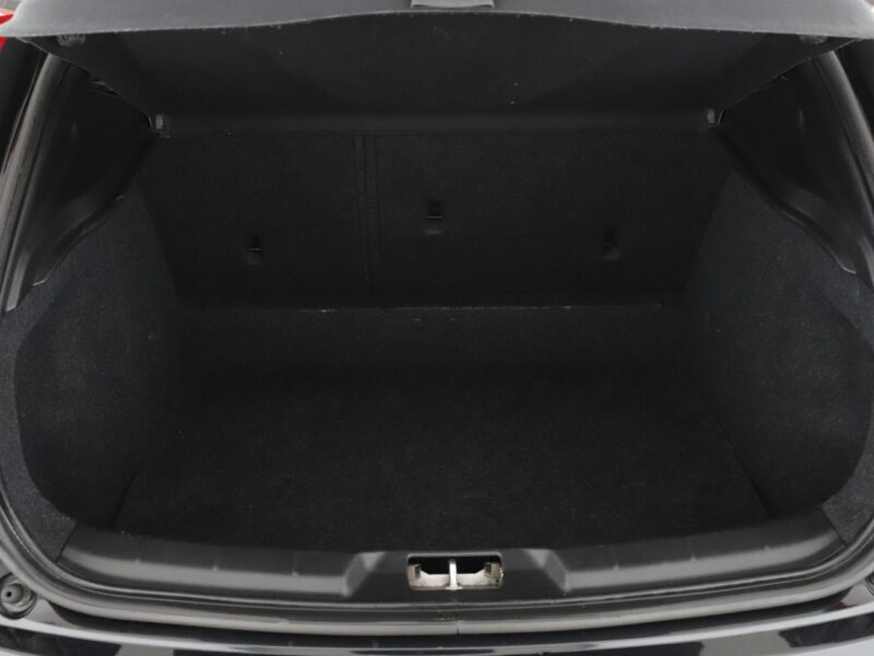 Volvo V40 navi bi-xenon klima auto grzane fotele czujniki parkowania II (2012-)