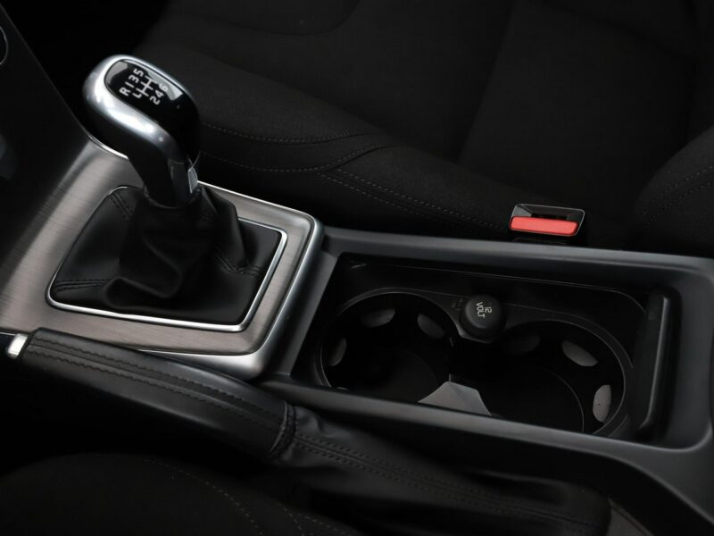 Volvo V40 navi bi-xenon klima auto grzane fotele czujniki parkowania II (2012-)
