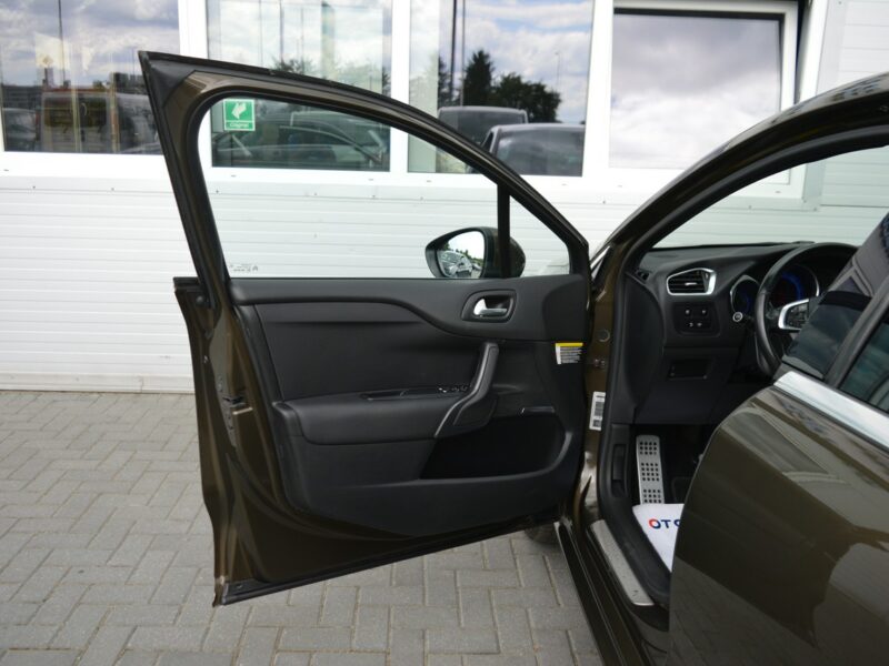 Citroen DS4 1.6 HDI Navi Bluetooth Fotele z masażem 230 tys.km.