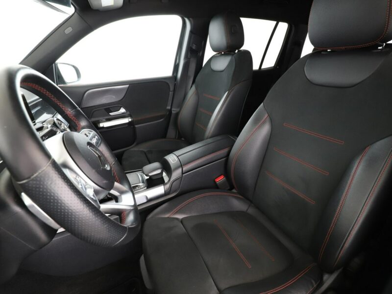 Mercedes GLB FV23% 7 os. full LED skóra/alcantara ambienta pakiet night kamery