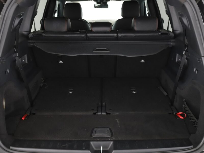 Mercedes GLB FV23% 7 os. full LED skóra/alcantara ambienta pakiet night kamery