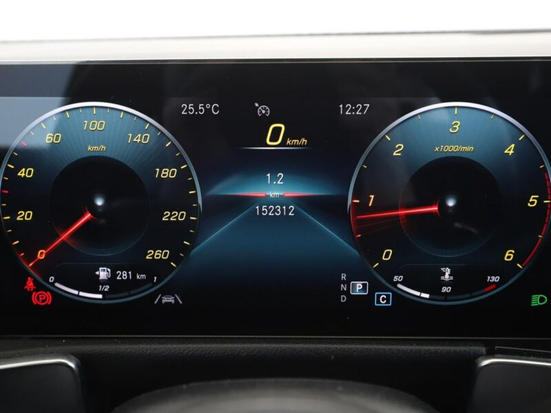 Mercedes GLB FV23% 7 os. full LED skóra/alcantara ambienta pakiet night kamery