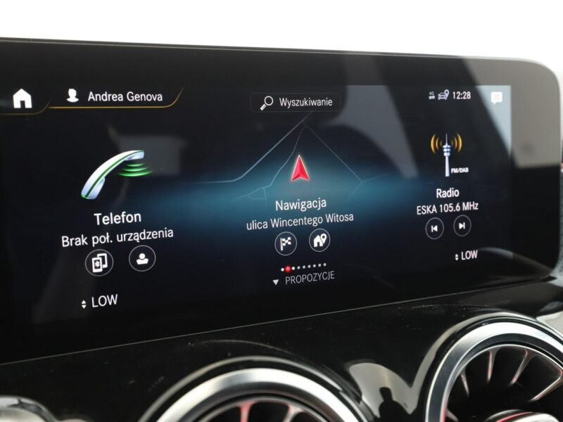 Mercedes GLB FV23% 7 os. full LED skóra/alcantara ambienta pakiet night kamery