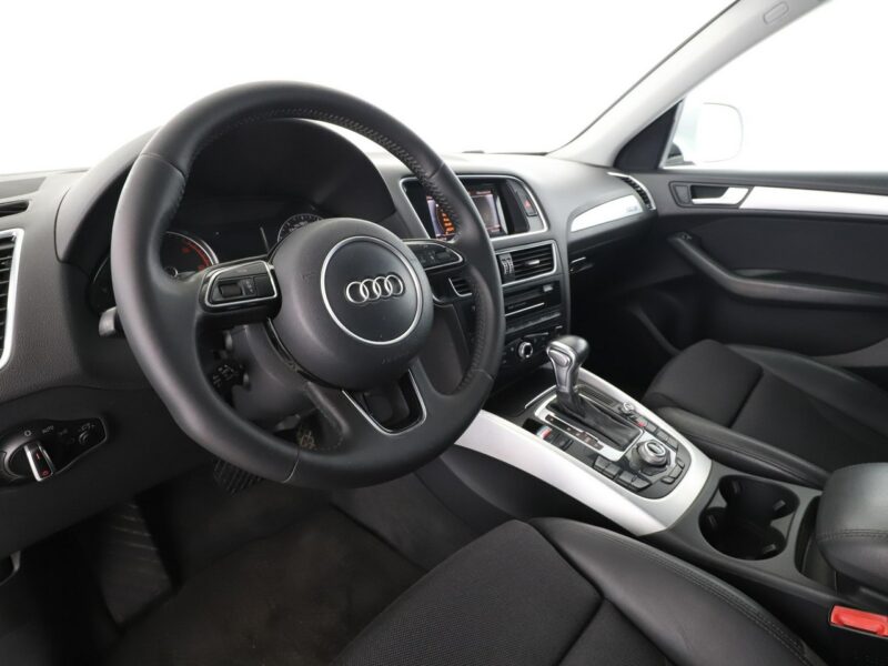 Audi Q5 GRATIS! Pakiet Serwisowy o wartości 700 zł! 8R (2008-)