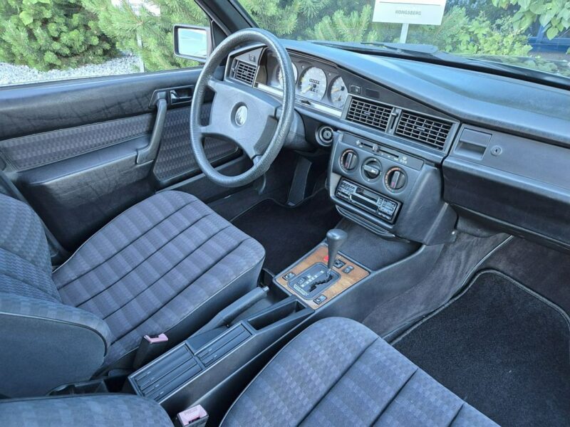Mercedes W201 2.0 benz * z prywatnej kolekcji * import Niemcy * serwisowany * wawa