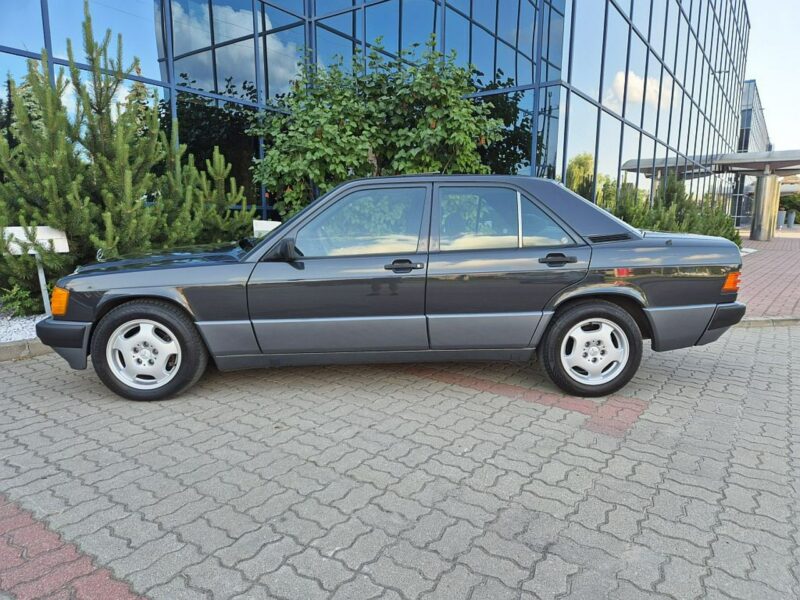 Mercedes W201 2.0 benz * z prywatnej kolekcji * import Niemcy * serwisowany * wawa