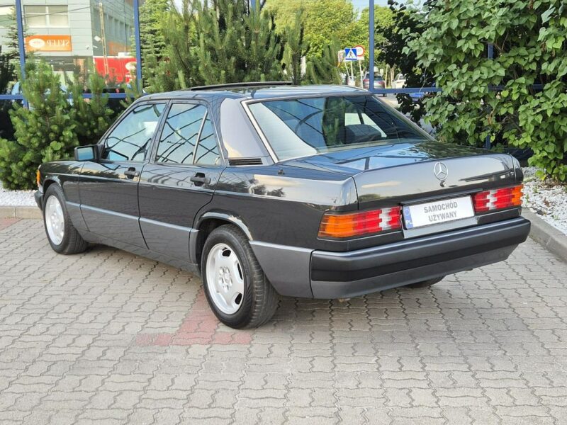 Mercedes W201 2.0 benz * z prywatnej kolekcji * import Niemcy * serwisowany * wawa
