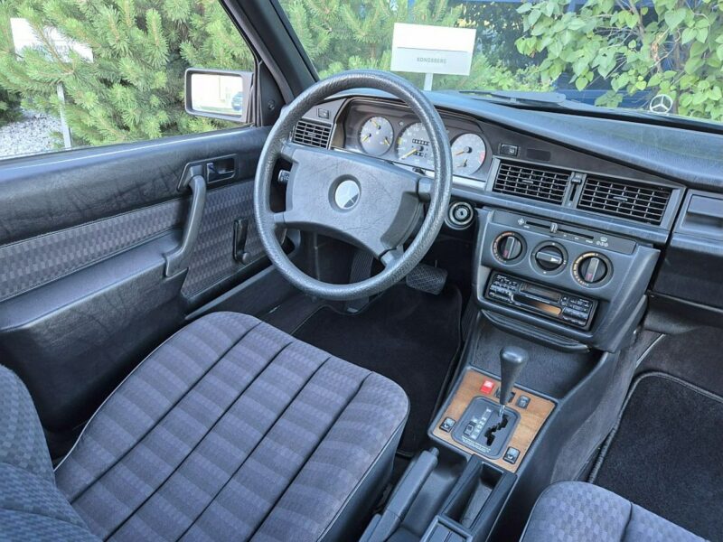 Mercedes W201 2.0 benz * z prywatnej kolekcji * import Niemcy * serwisowany * wawa