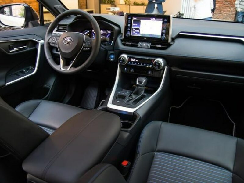 Toyota RAV-4 Executive 218KM Hybryda Systemy bezp, Dostępny od ręki ! 2239zł V (2018)