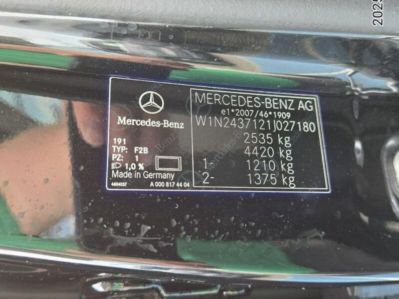 Mercedes EQA