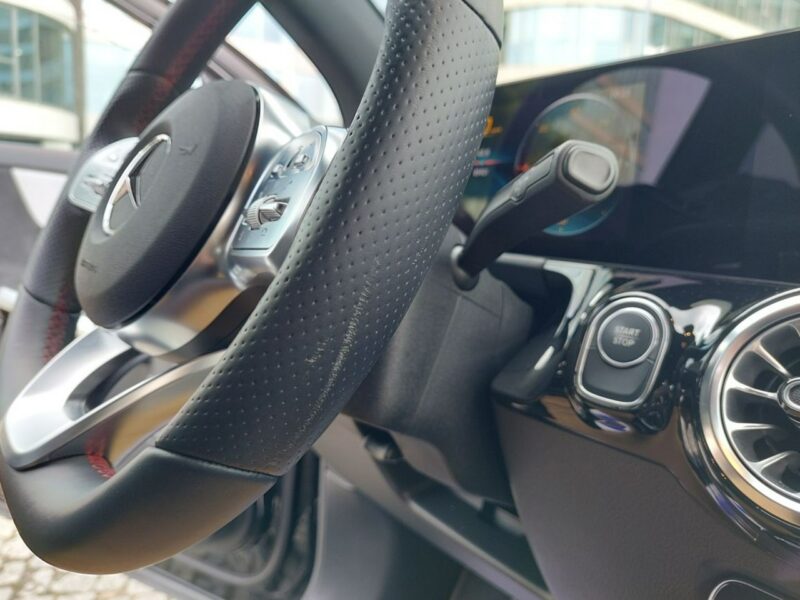 Mercedes EQA
