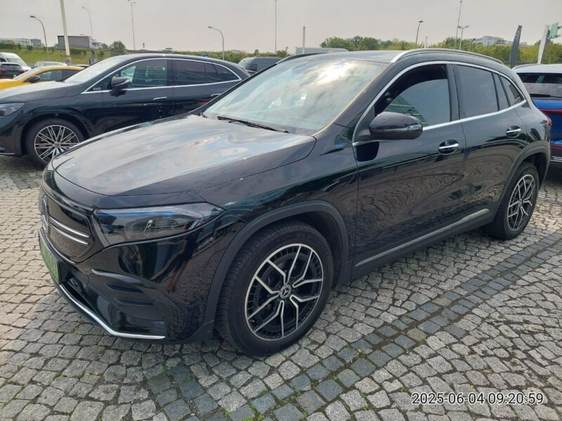Mercedes EQA