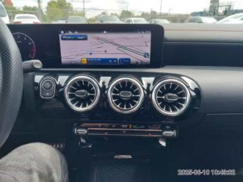 Mercedes CLA 180 II (2019-)