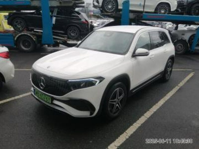 Mercedes EQB
