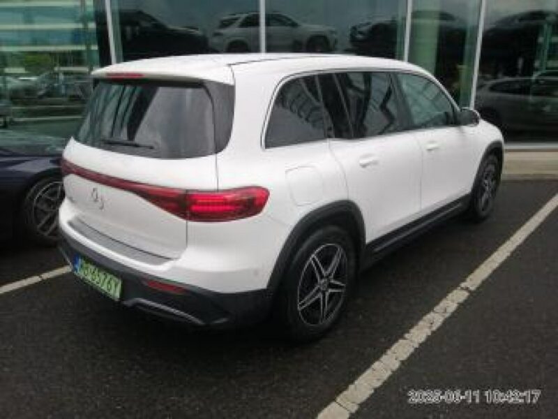 Mercedes EQB
