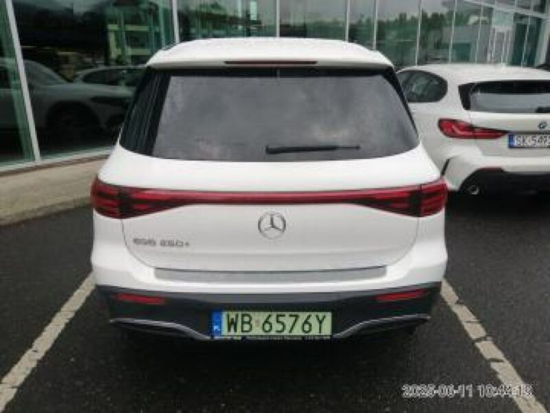 Mercedes EQB