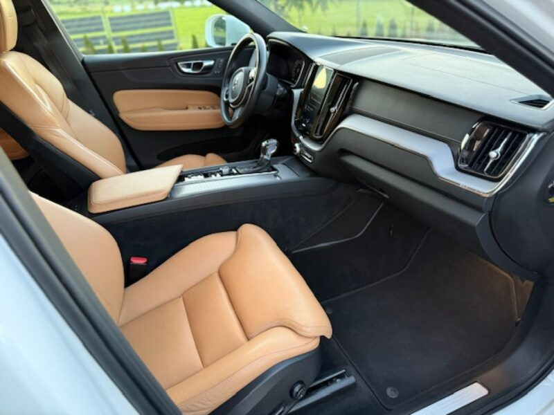 Volvo XC 60 Inscription, D4, Polestar 238ps, Automat, Gwarancja II (2017-)