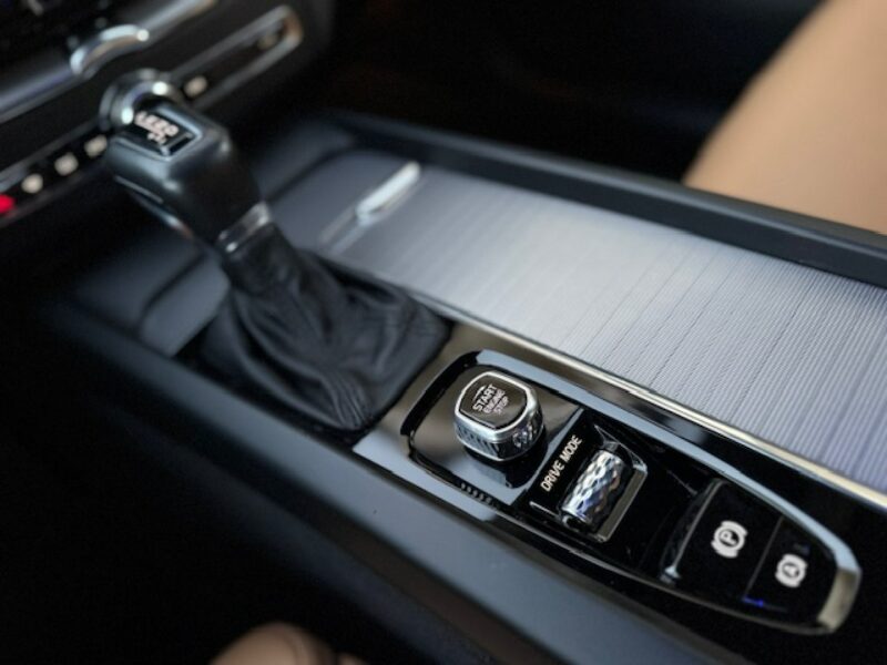 Volvo XC 60 Inscription, D4, Polestar 238ps, Automat, Gwarancja II (2017-)