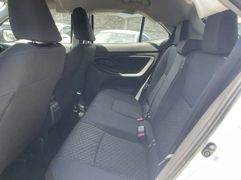 Toyota Yaris Cross Automat Hybryda Kamera Virtual cockpit 116KM