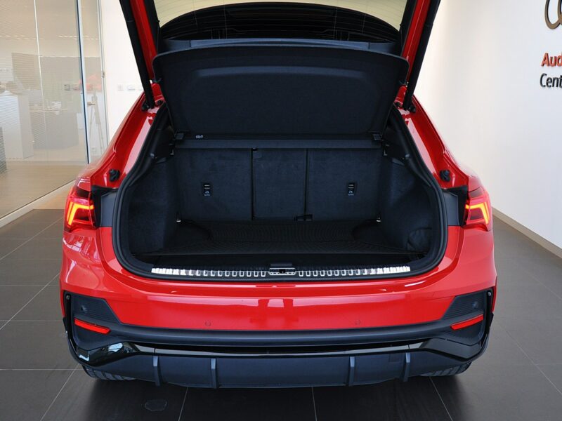 Audi Q3 Sportback 45TFSI Quattro Sline VirtualPlus MatrixLed Sonos3D Panorama Hak