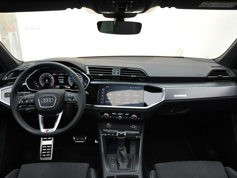 Audi Q3 Sportback 45TFSI Quattro Sline VirtualPlus MatrixLed Sonos3D Panorama Hak